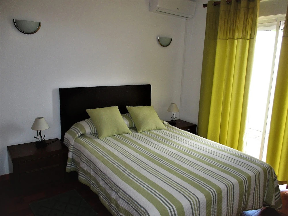 Apartamentos Salema Praia Club