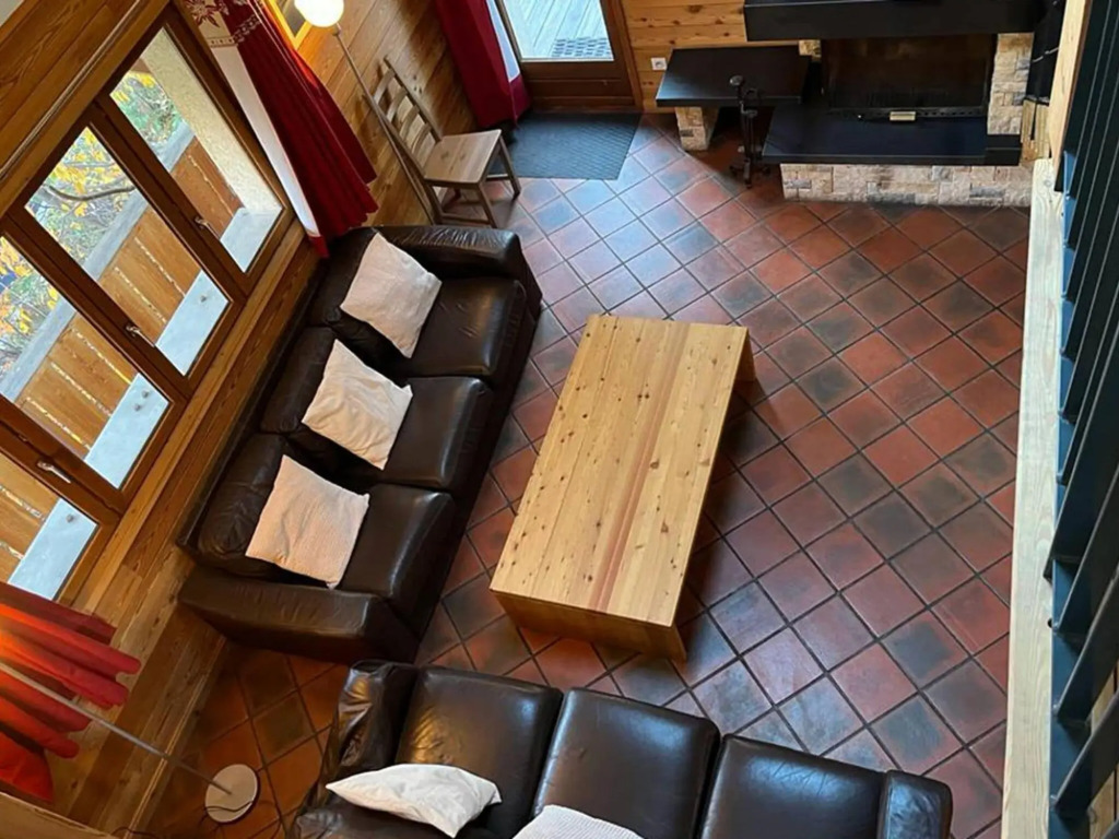Spacious 16-person chalet with five bedrooms in Les Deux Alpes