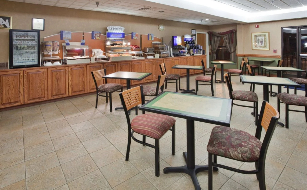 Holiday Inn Express - Plymouth by IHG