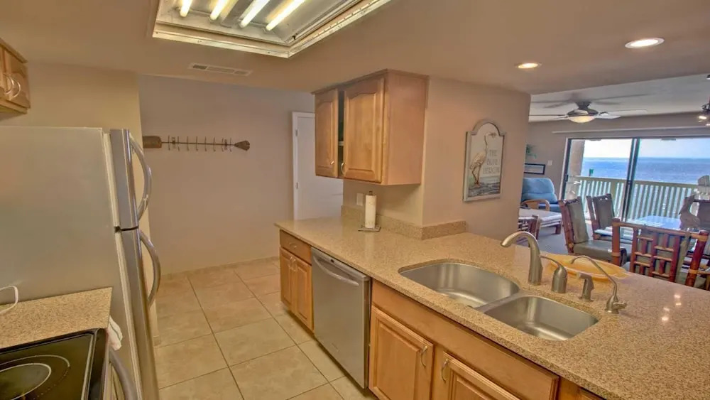 216 - 2 Br Condo