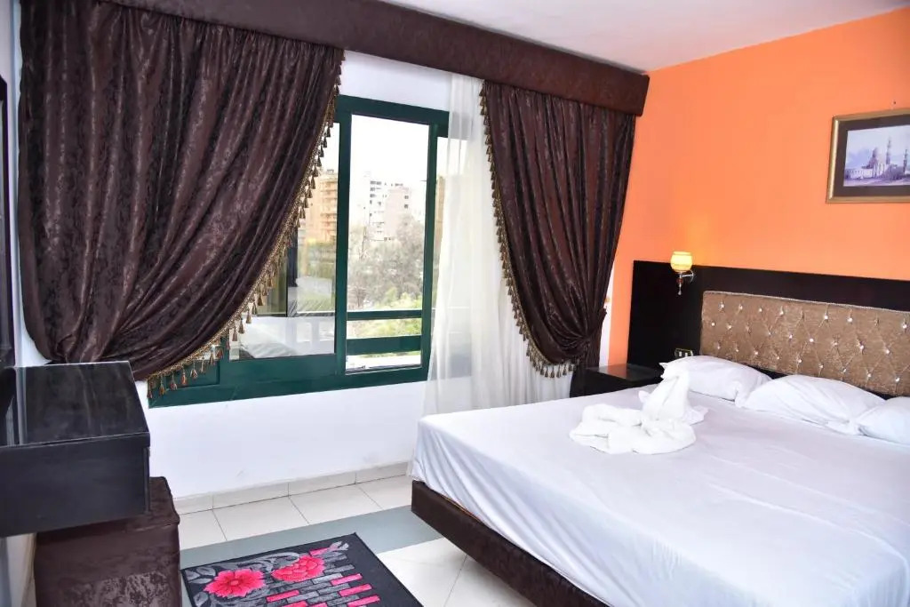 Royal Pyramids Hotel