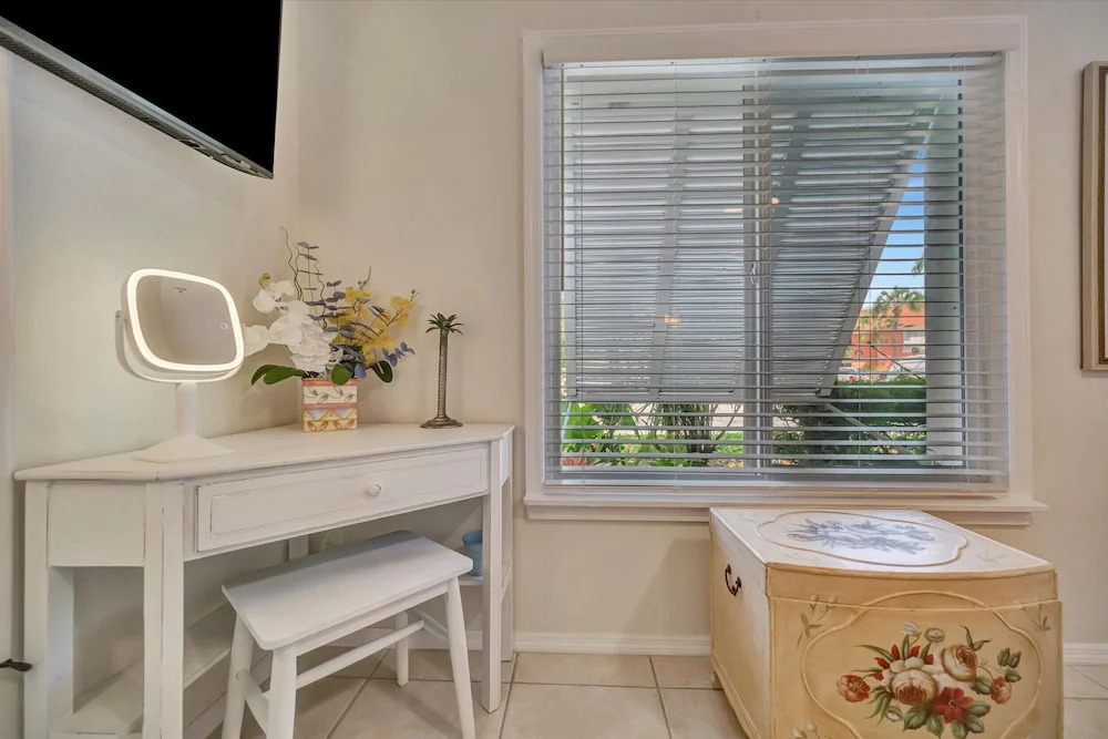 Bermuda Bay Beachside Condo