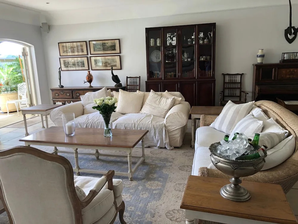 Constantia Valley Lodge