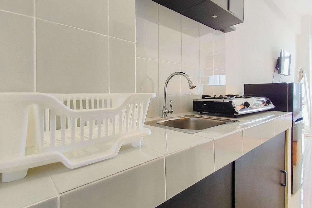 Comfy And Modern Studio At Bale Hinggil Apartment