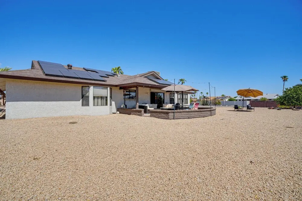 Families Welcome! Dog-friendly Glendale Home