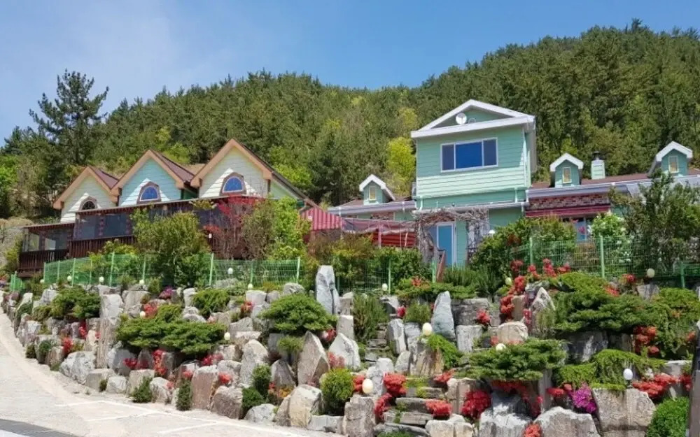 Goseong Family Pension