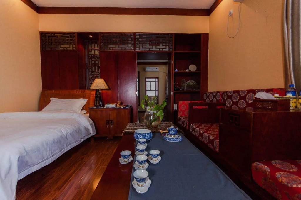 Yinfeng Hotel
