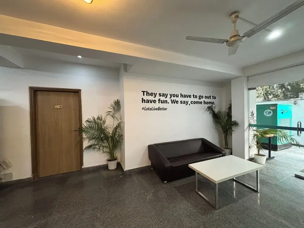 Housr Sector 43 Gurgaon Paras Hospital