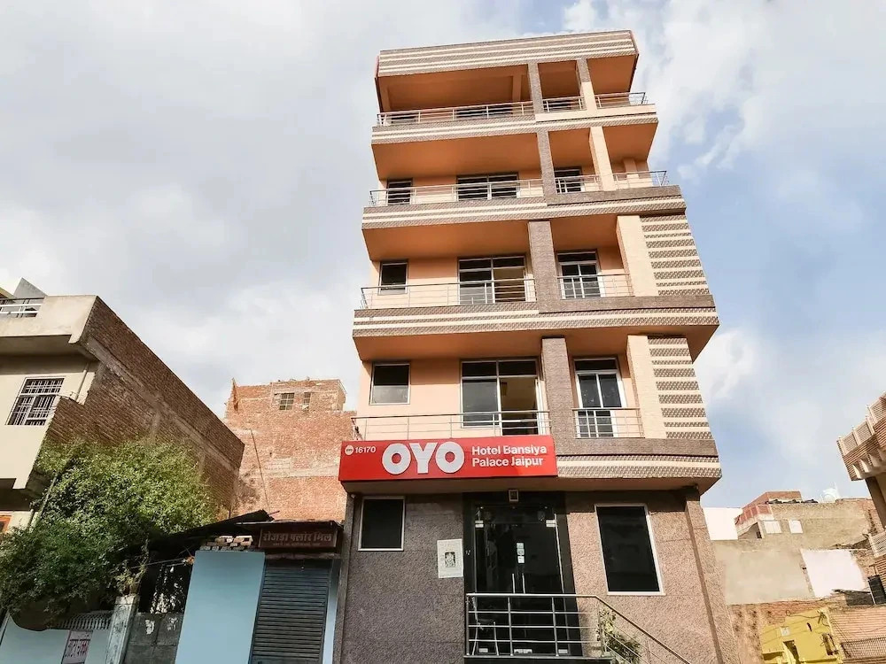 OYO Flagship 813782 Hotel Bansiya Palace