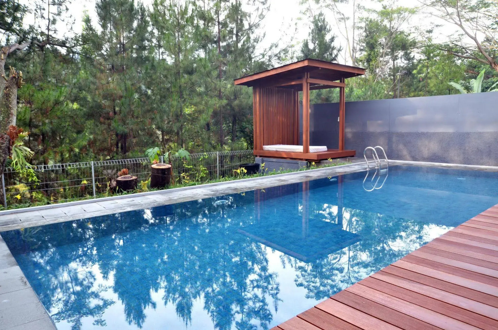 Hikari Hill View Villa 7 Bedrooms With a Private Swimming Pool and a Billiard Table