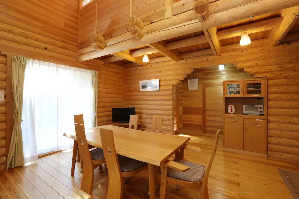 Hirugano Takahara Resort "Suimineen"