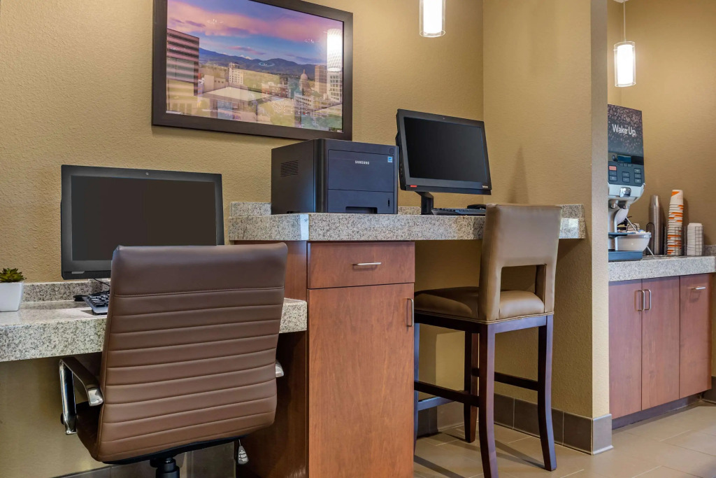 Comfort Inn & Suites Boise Airport
