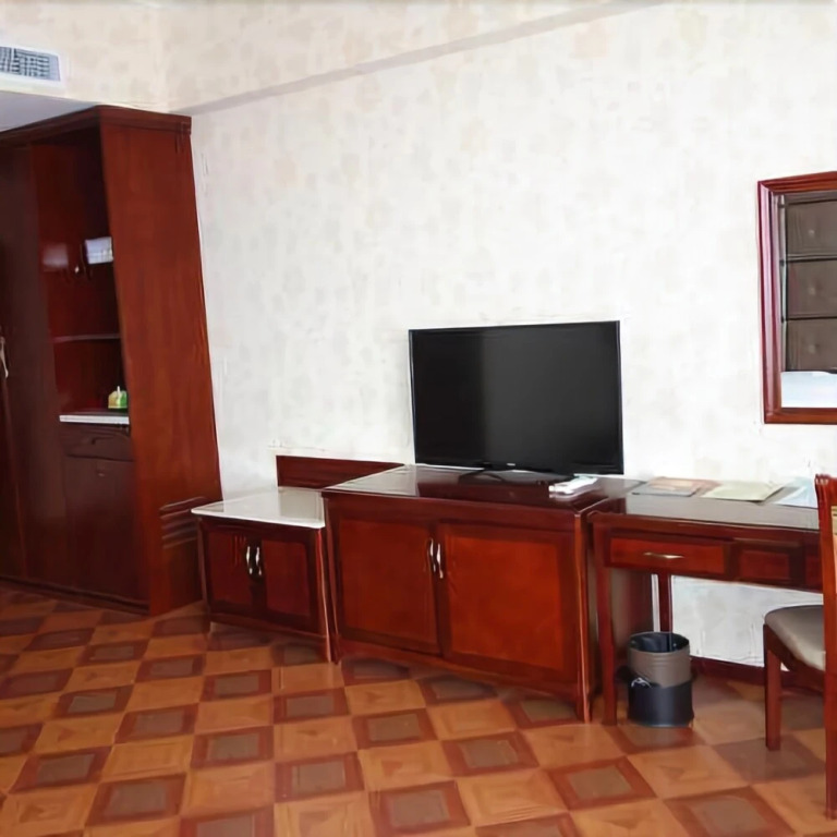 Yiheyuan Holiday Hotel