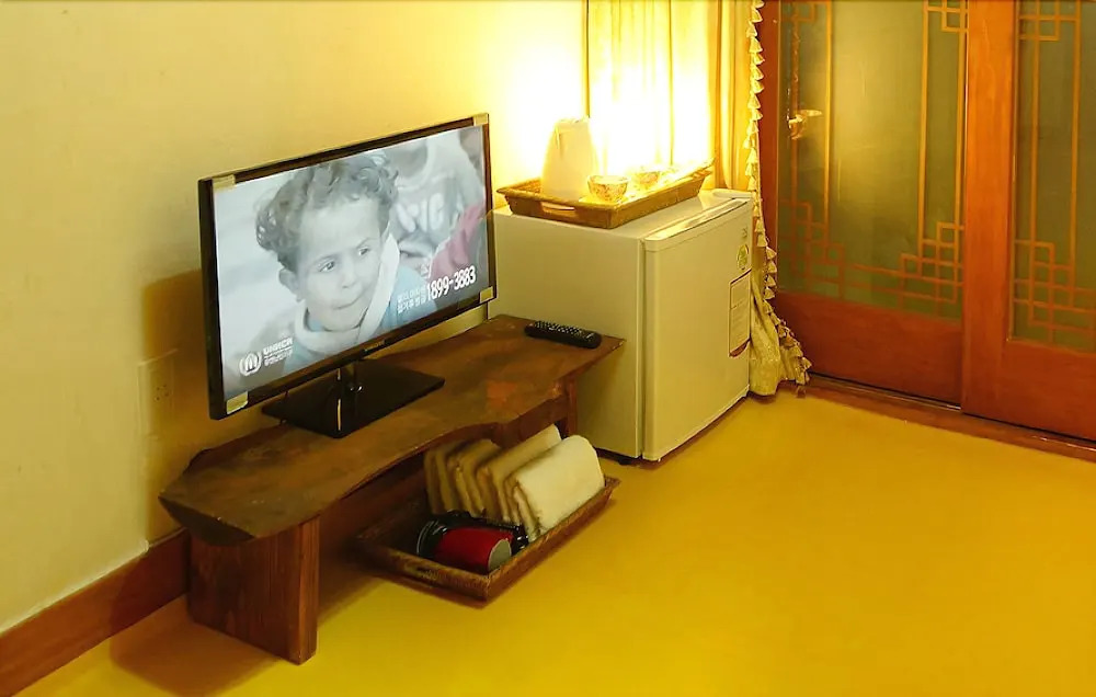 Kim Myongok's Hanok Stay