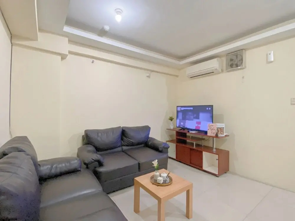Combined 1Br With Extra Room Apartment At Green Pramuka City