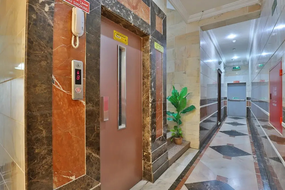 Taraf Jeddah Hotel by OYO Rooms