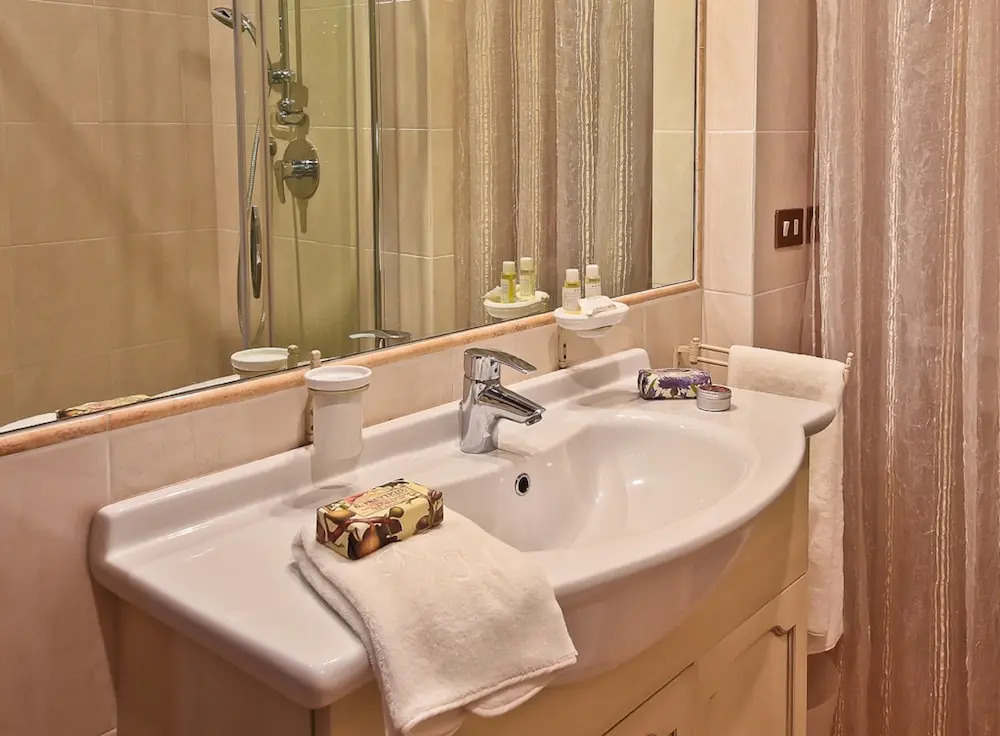 Aparthotel Leone
