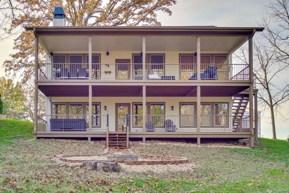 Pool Access, Deck & Boat Slip: Monkey Island Oasis