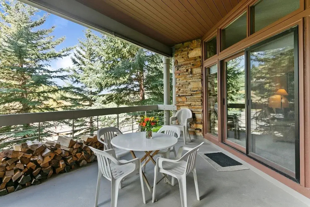 Powder Run at Deer Valley Resort - Two Bedroom Condo with Hot Tub #A13 2 Condo