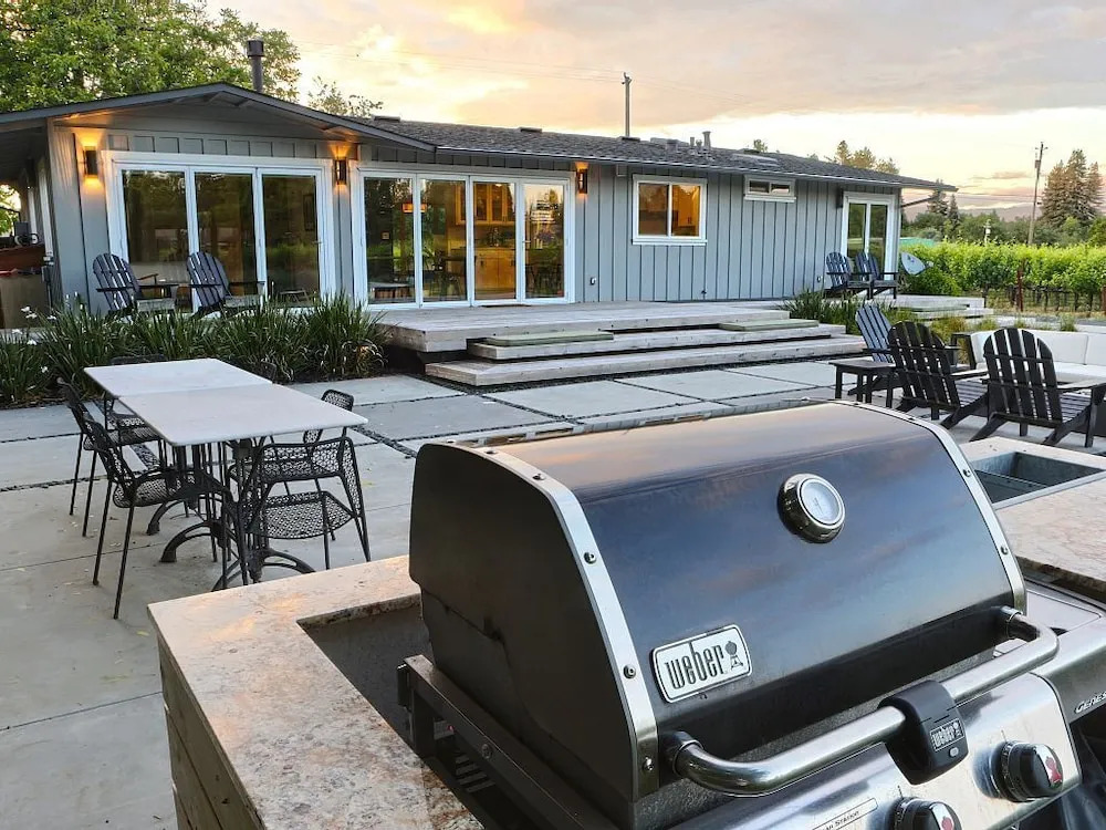 Upscale Modern Vineyard Home 2 Bedrooms 2 Bathrooms Home