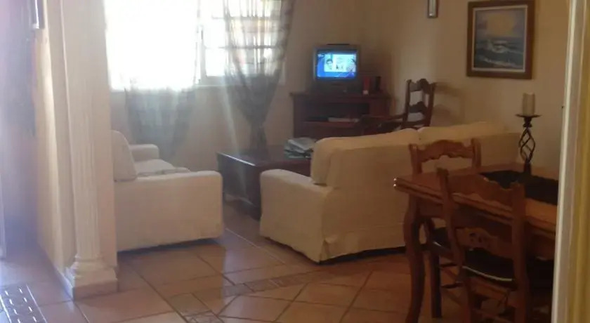 Hostel Reina