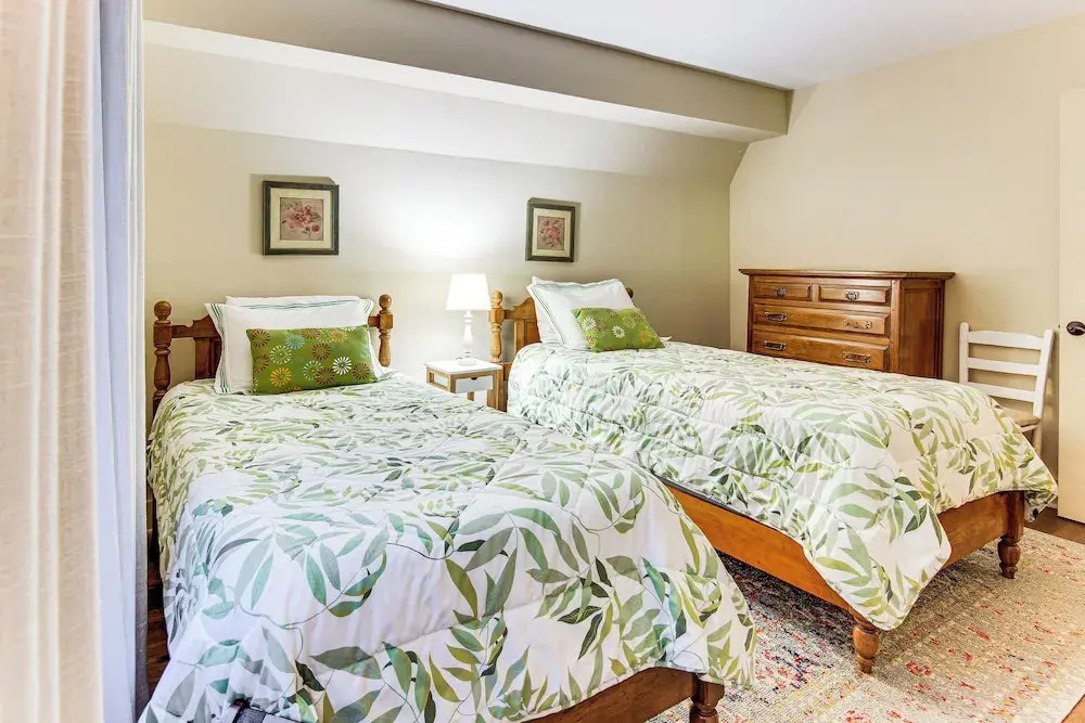 Brevard Chalet w/ Stunning Blue Ridge Mtn Views!