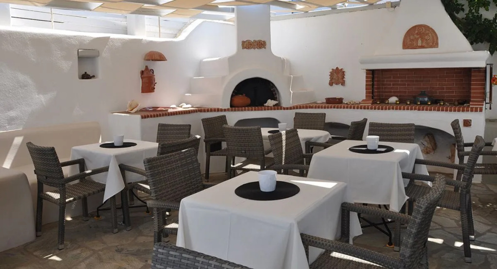 Quartano Suites by Heliessa, Adults Only