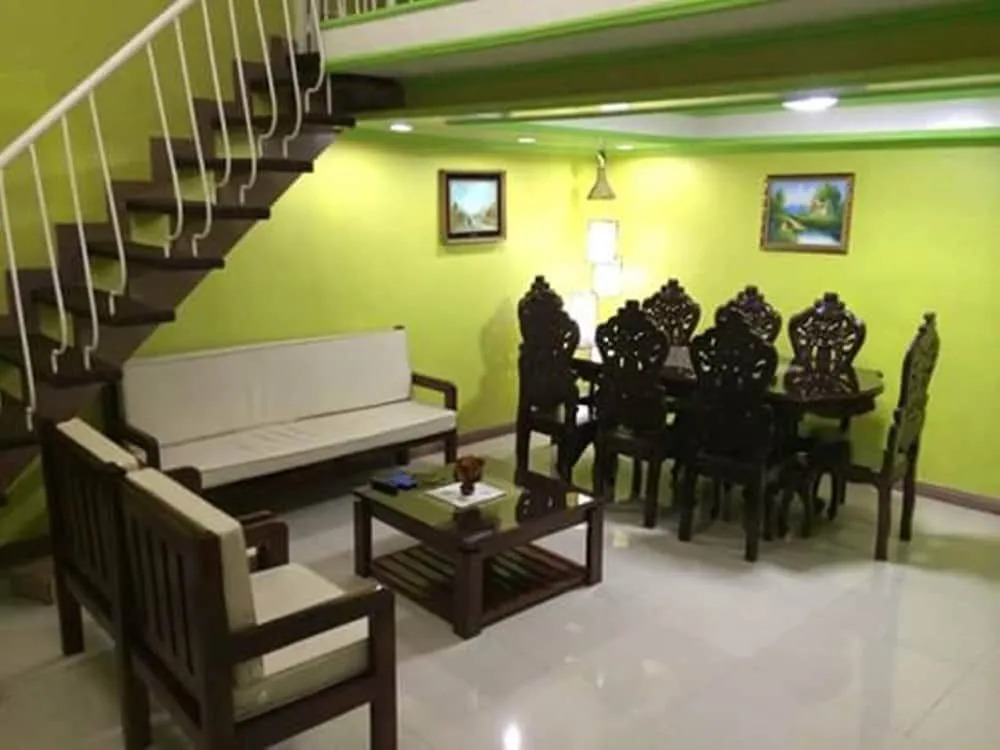 Asistin Transient House