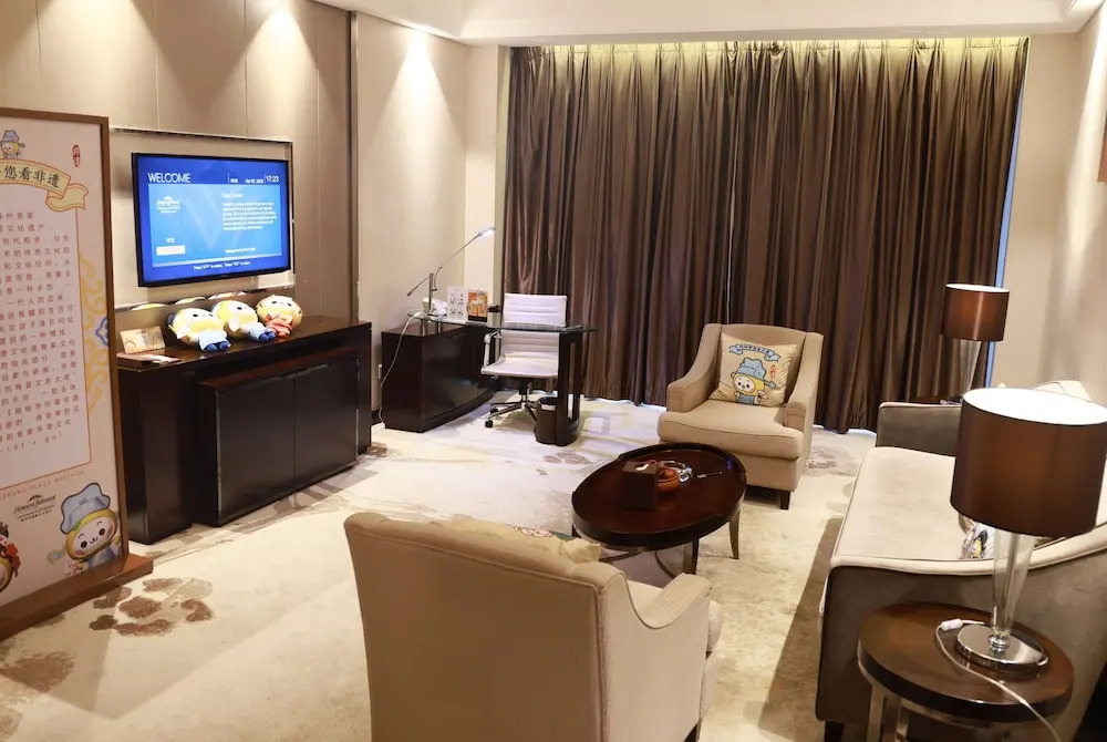 Howard Johnson by Wyndham Changsheng Plaza Meizhou