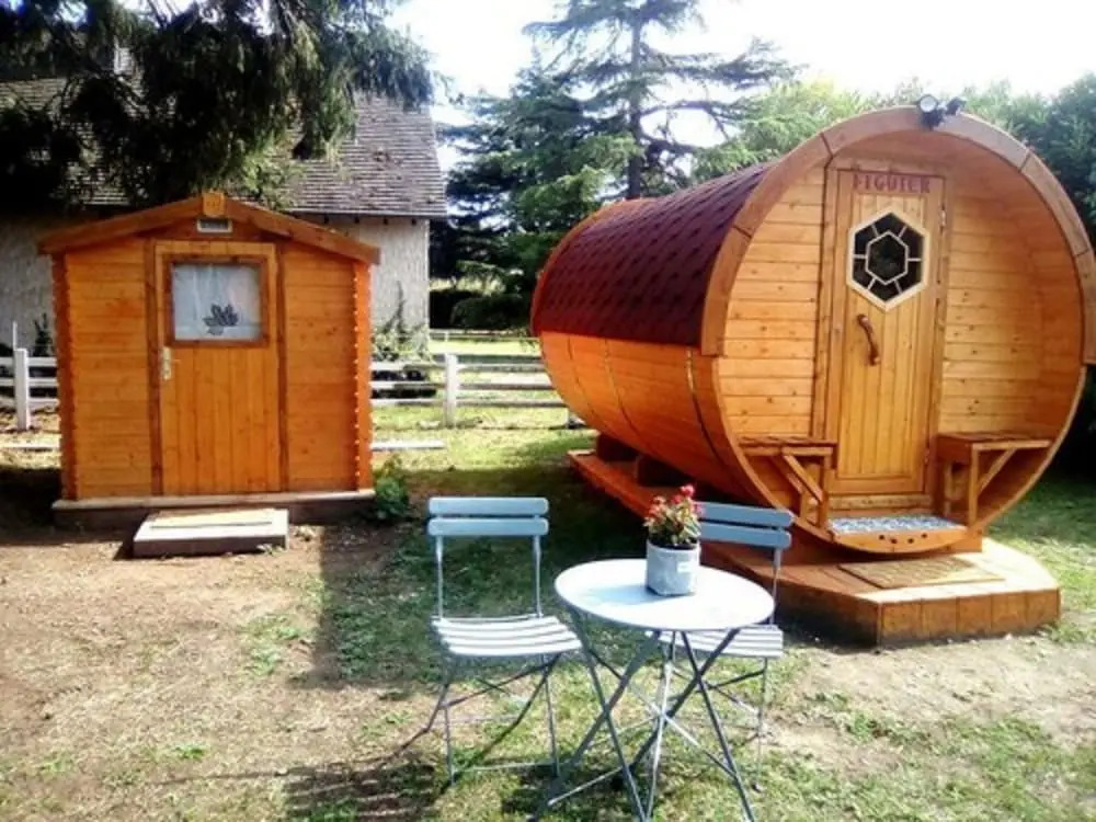 LES TONNEAUX DE LEURE LOGEMENT INSOLITE