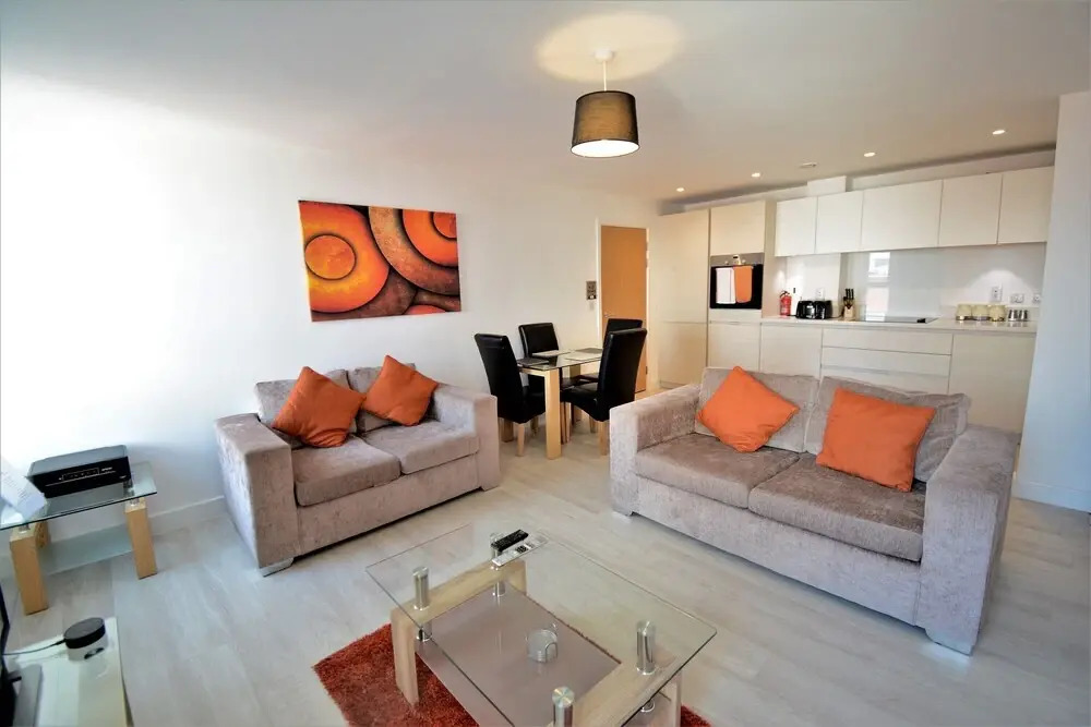 Kennet House Superior Serviced Apartment