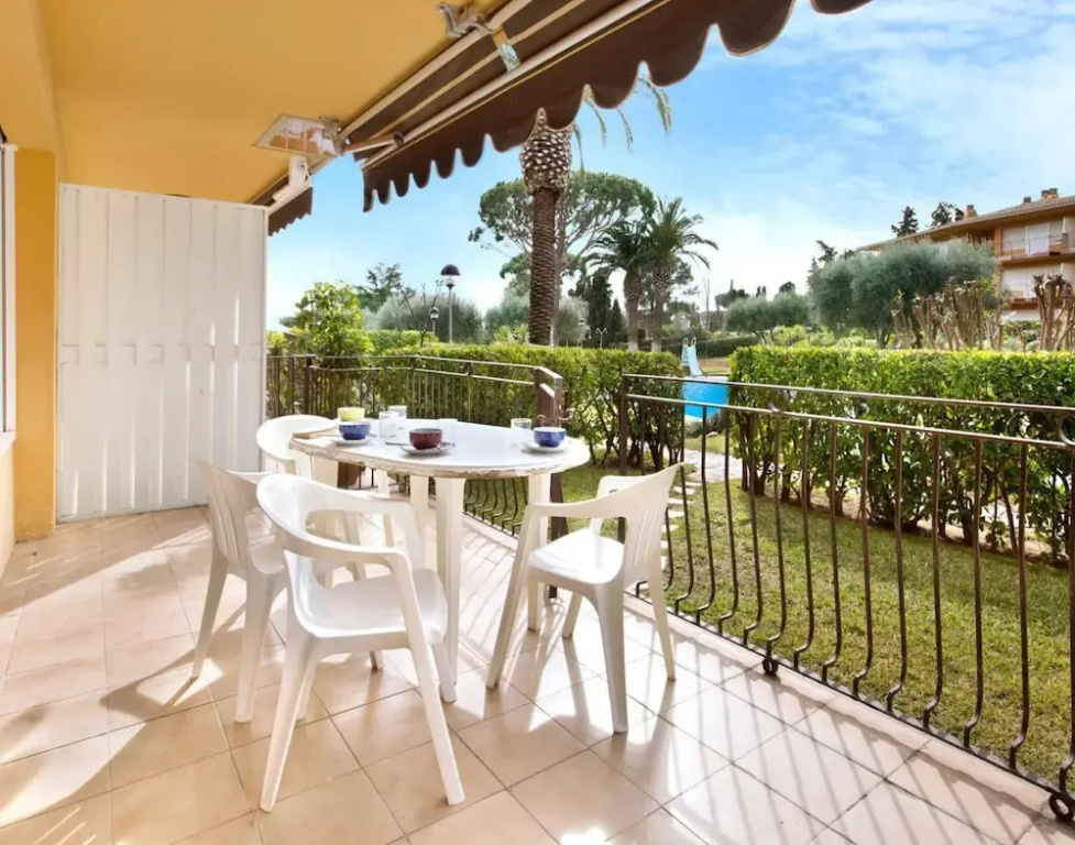 Apartment in Spain Near Sandy Beach
