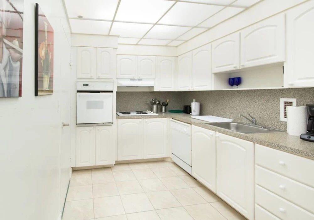 SIAN 2BR Apartment by SV Rentals