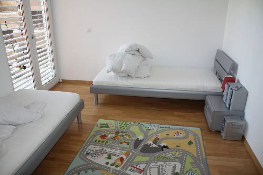 Indoor Swimming Pool, Sauna, Fitness, Private Gardens, Spacious Modern Apartment