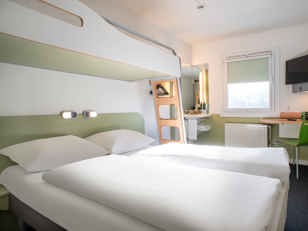 B&B HOTEL Rostock-Broderstorf