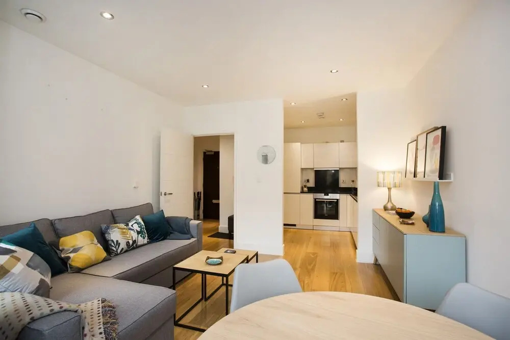 Ultra Modern one Bedroom With Lift Near Portobello Road, Notting Hill