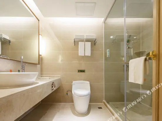 Vienna International Hotel (Luzhou Jiangyang)