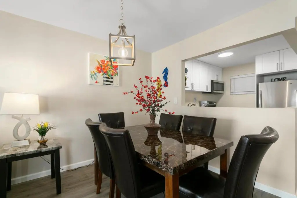 2 Bedroom 2 Bath With Patio On 11th Collins ave