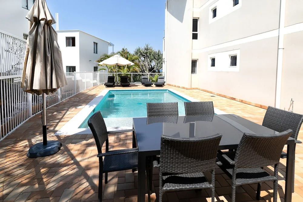 Aqua Promenade Beachfront Holiday Apartments