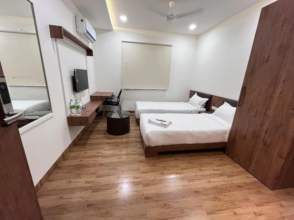 Basotel Hotel Indore Vijaynagar