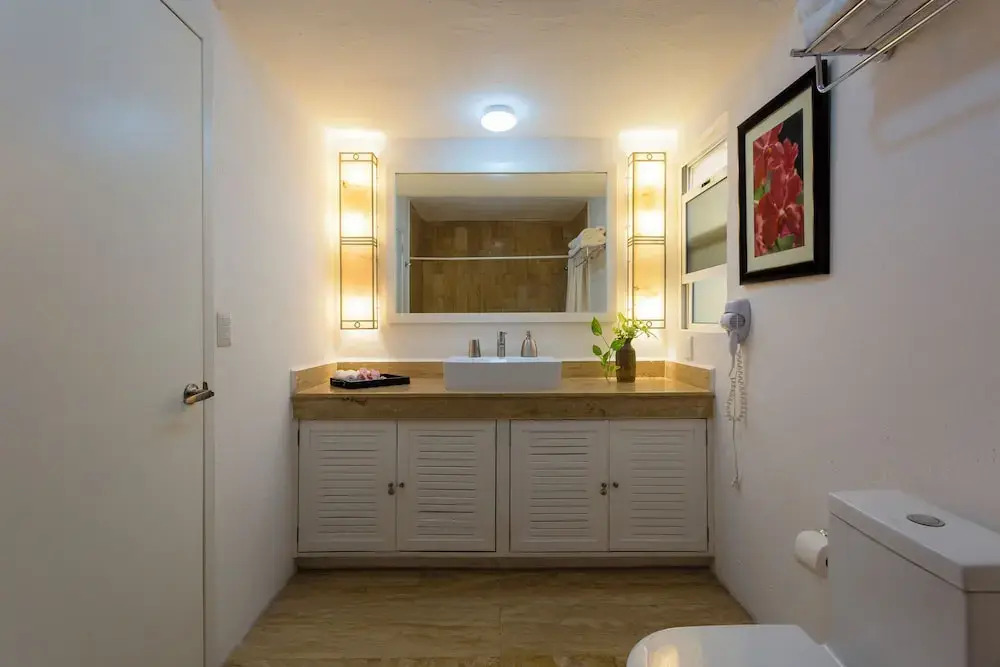 Deluxe Suites at Villas Tropical
