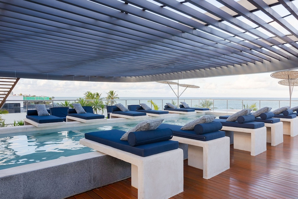 Setai Aquamaris #120 - Seafront by Carpediem