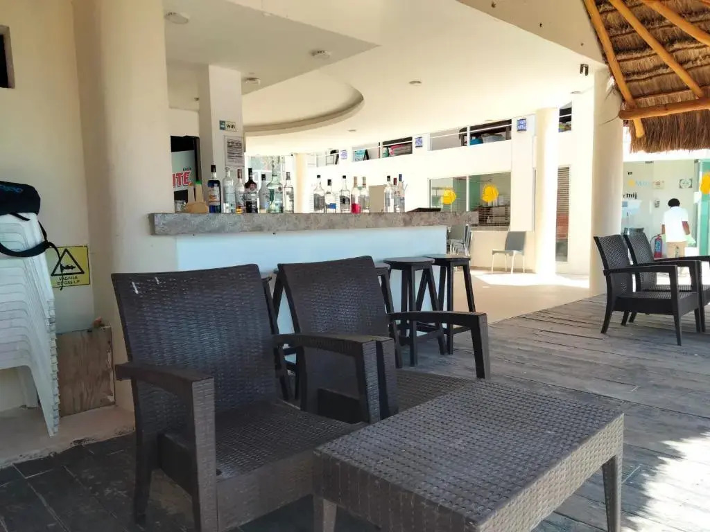 Luciana Hotel & Beach Club