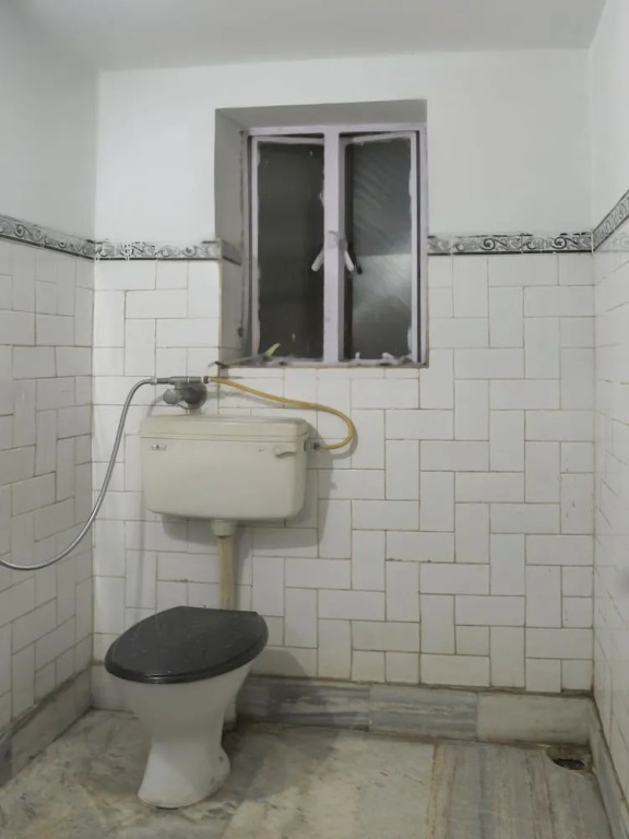 OYO 27783 Hotel Rajmahal Inn