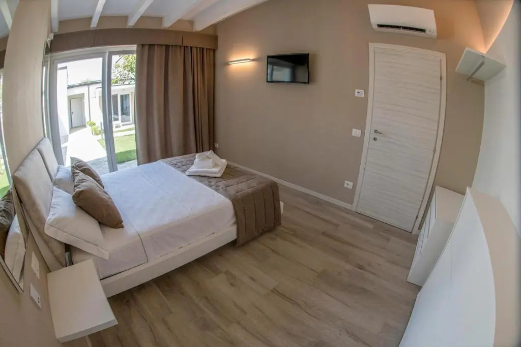 Aurora ApartHotel