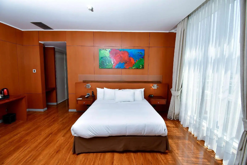 Radisson Ciudad Empresarial