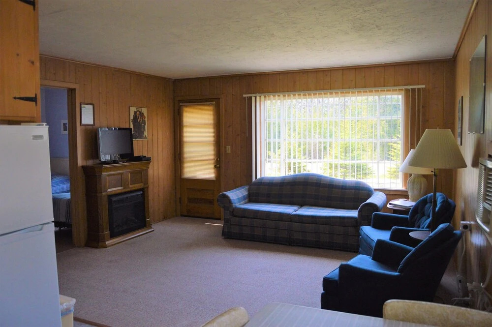 Baileys Sunset Motel
