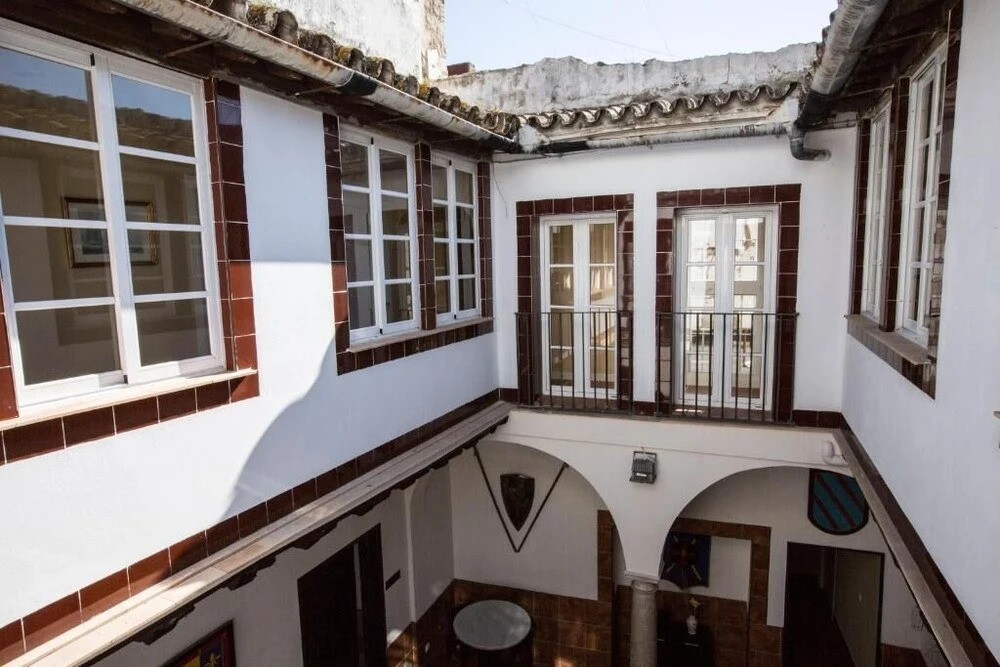 Hotel Carlos V Jerez by Vivere Stays