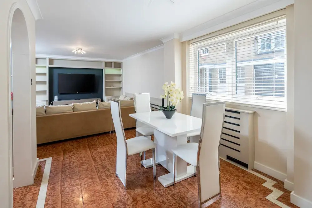 Altido Elegant 3-Bed House W/ Patio And Free Parking In Knightsbridge