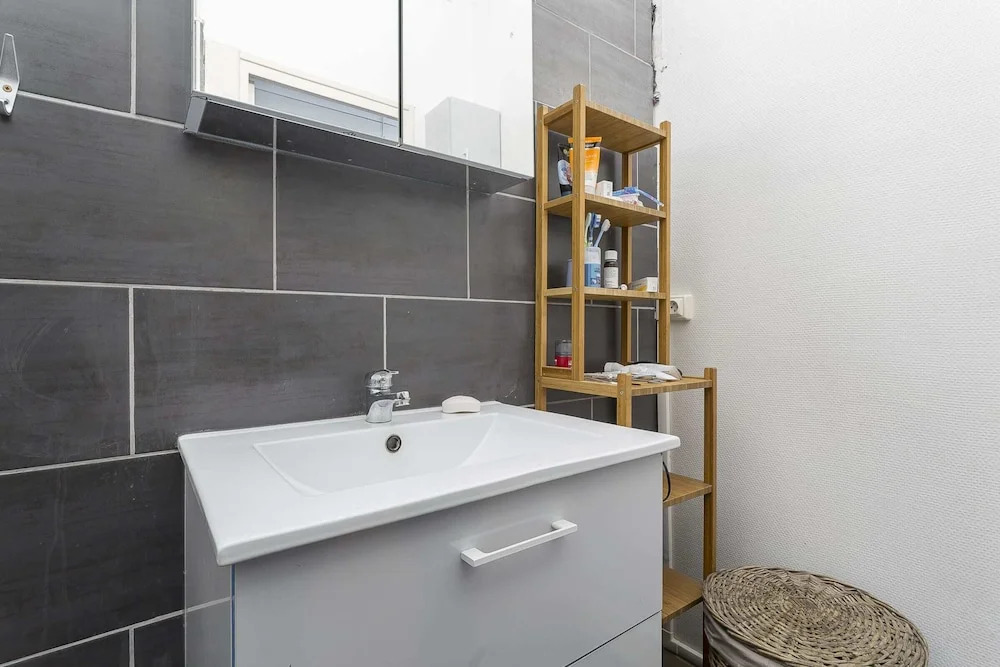 Modern 2 Room Apartment of 38m² - Lyon